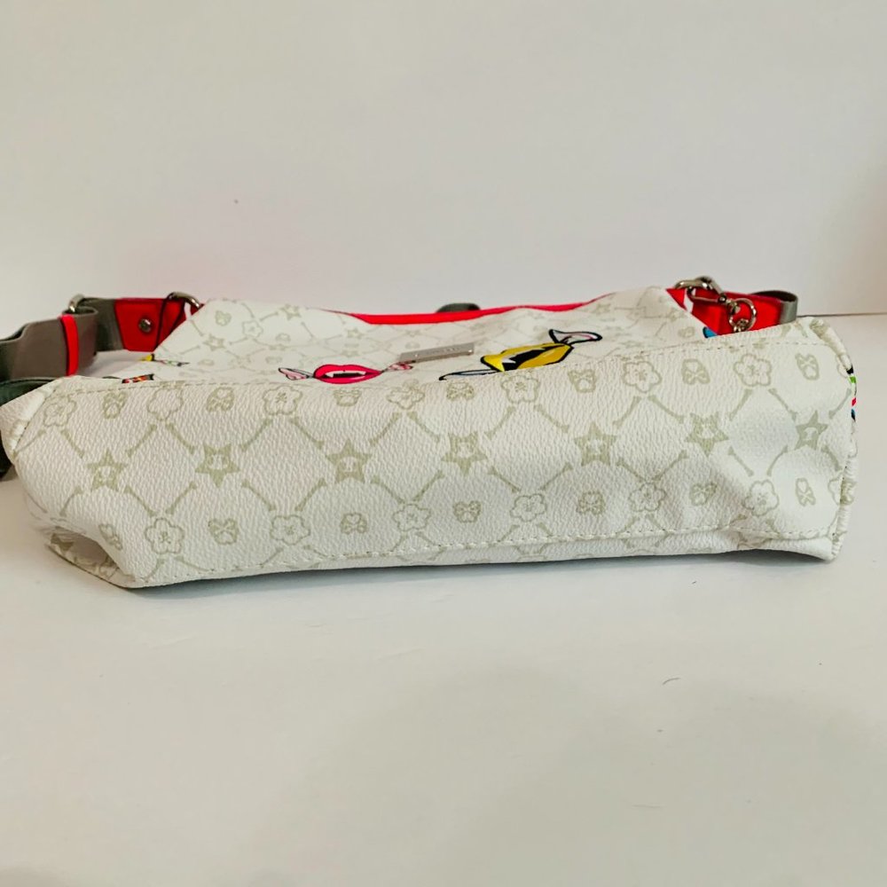 TOKIDOKI PICO FLUO VAMPIRE LIPS CROSSBODY BAG WITH DUST BAG - Picture 5 of 13